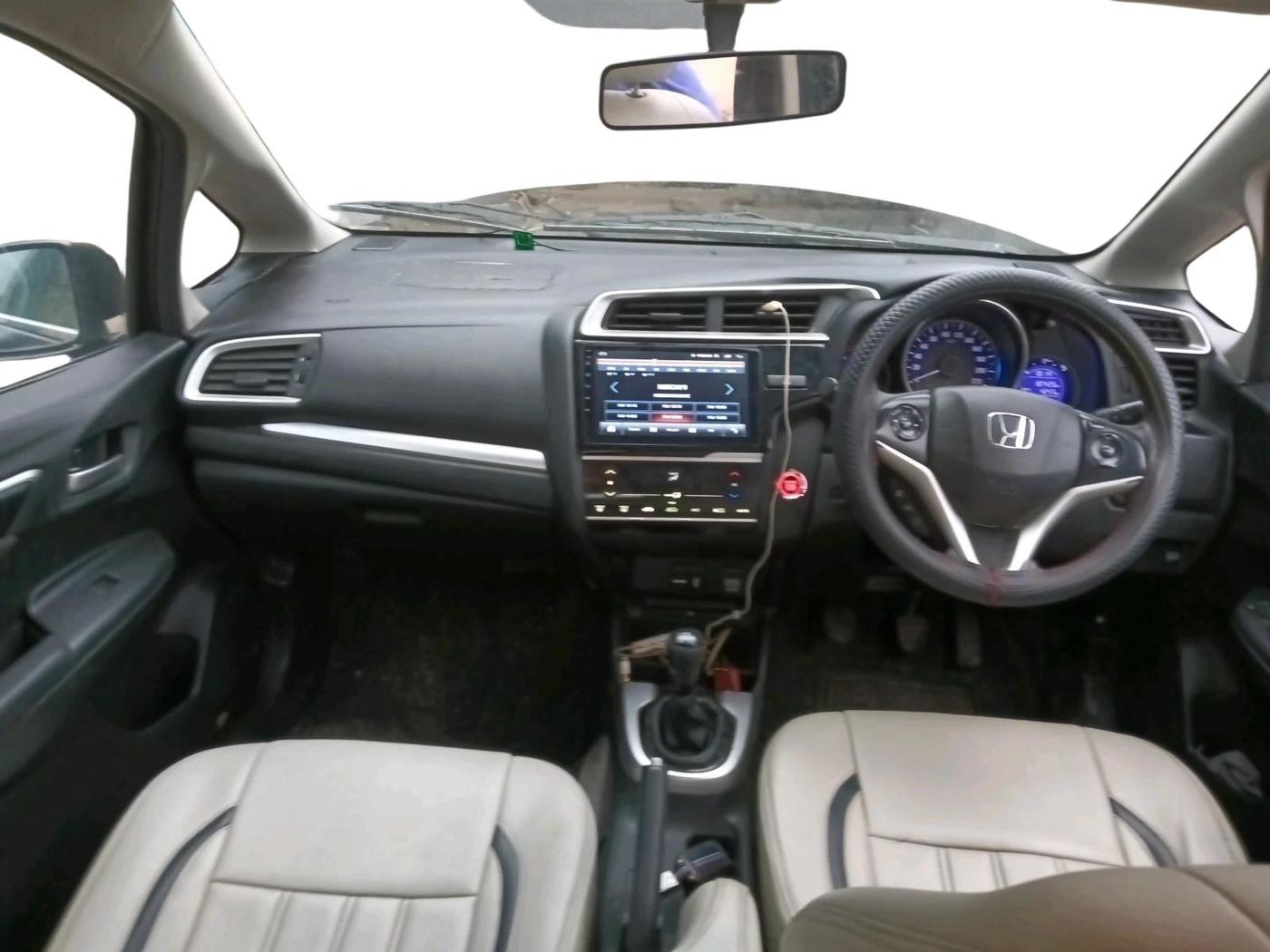 2018 Honda WR-V 1.5L I-DTEC VX MT, Diesel, Manual, 1,87,423 km, interior