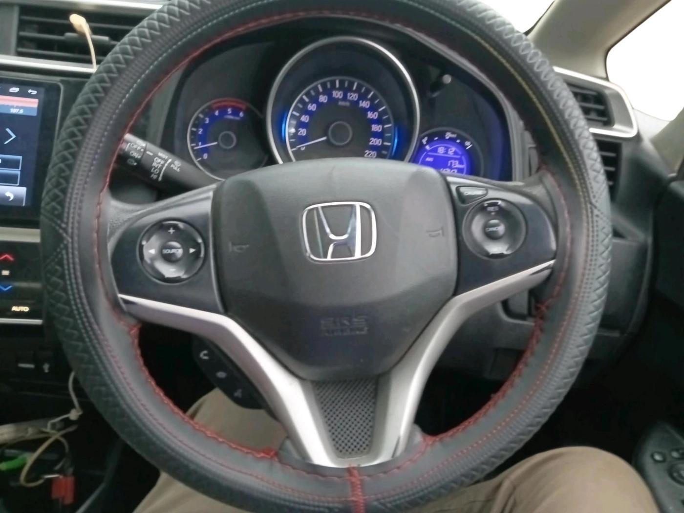 2018 Honda WR-V 1.5L I-DTEC VX MT, Diesel, Manual, 1,87,423 km, interior