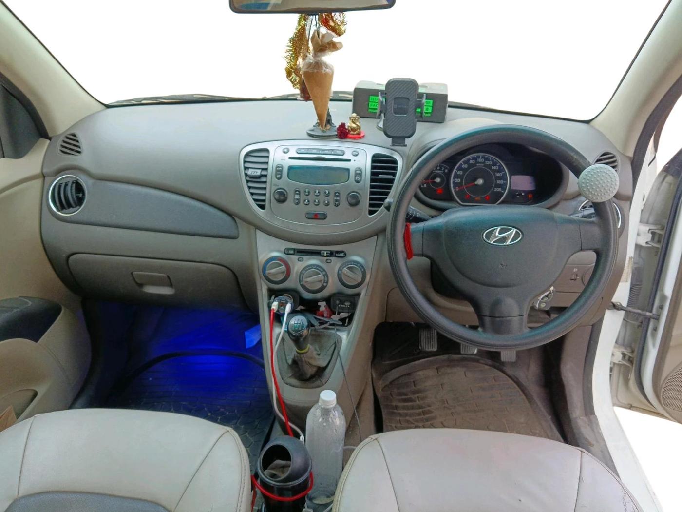 2011 Hyundai i10 SPORTZ 1.2, Petrol, Manual, 1,06,279 km, interior