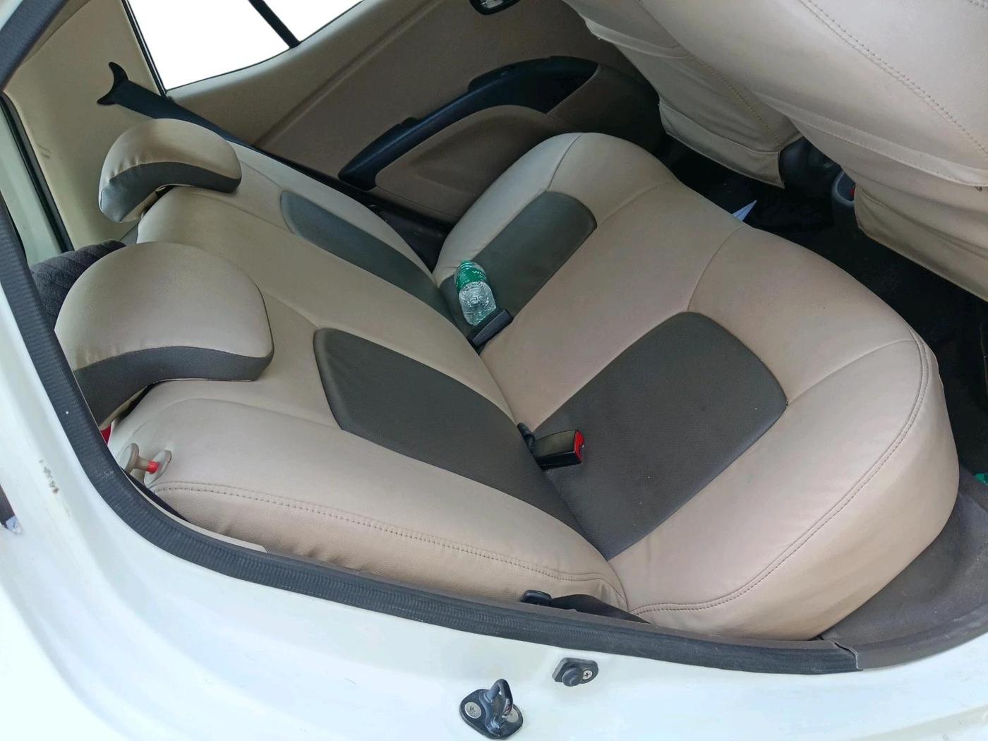 2011 Hyundai i10 SPORTZ 1.2, Petrol, Manual, 1,06,279 km, interior