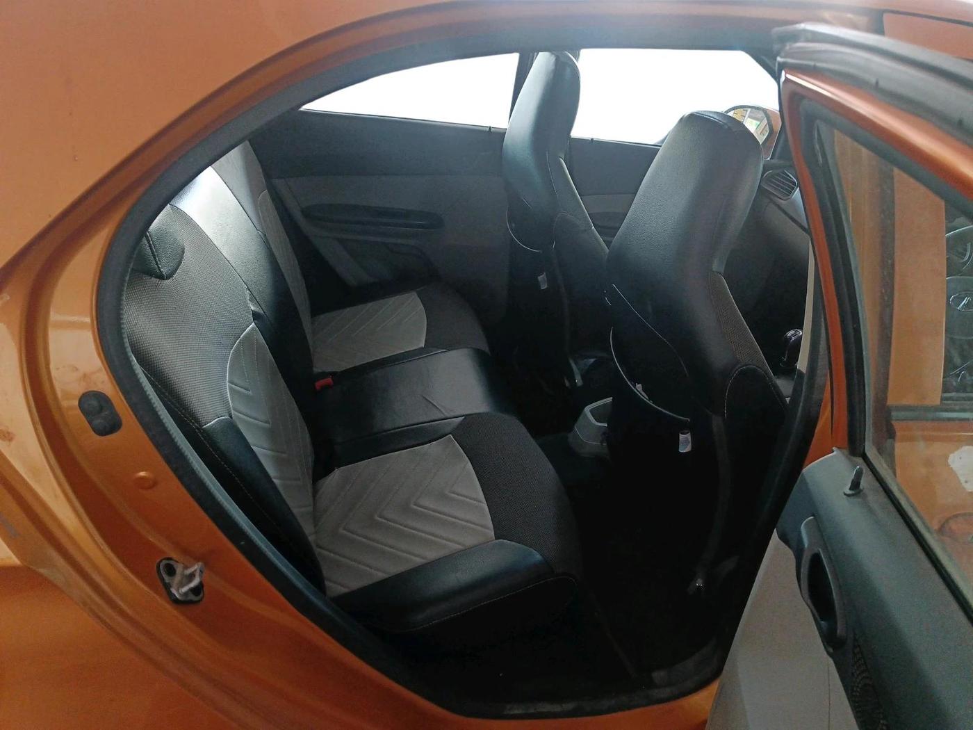 2018 Tata Tiago XT PETROL, CNG, Manual, 63,161 km, interior