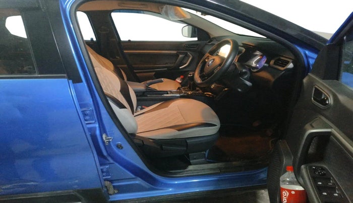 2021 Renault Kiger RXZ MT DUAL TONE, Petrol, Manual, 18,798 km, interior