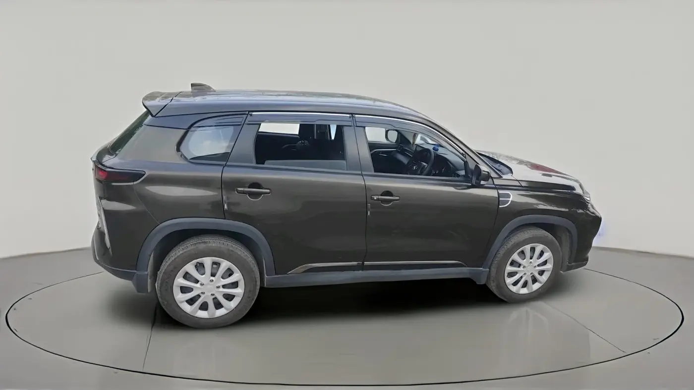 2025 Toyota URBAN CRUISER HYRYDER E NEO DRIVE, Petrol, Manual, 3,907 km, exterior