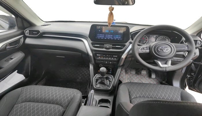 2025 Toyota URBAN CRUISER HYRYDER E NEO DRIVE, Petrol, Manual, 3,907 km, interior