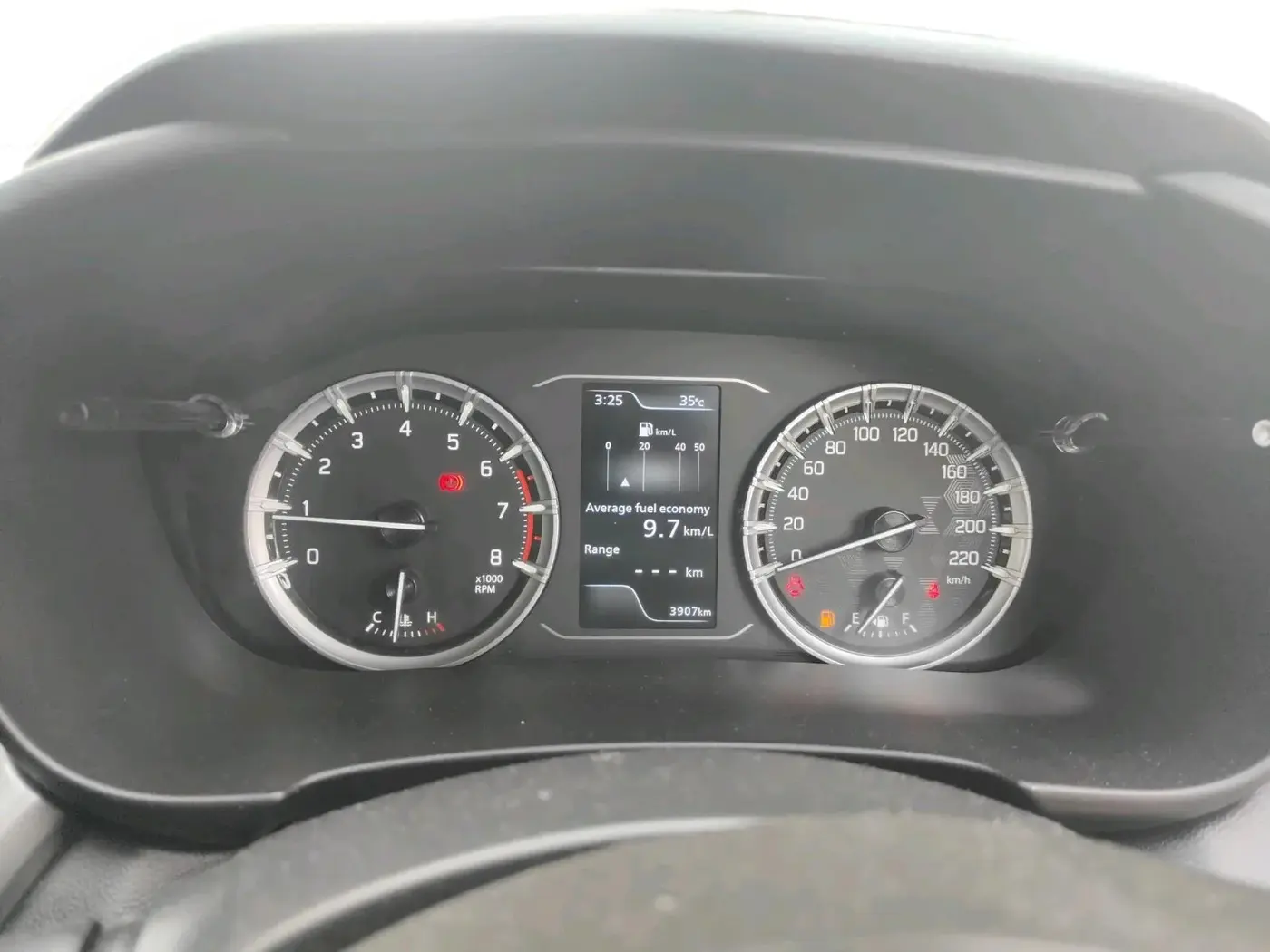 2025 Toyota URBAN CRUISER HYRYDER E NEO DRIVE, Petrol, Manual, 3,907 km, interior