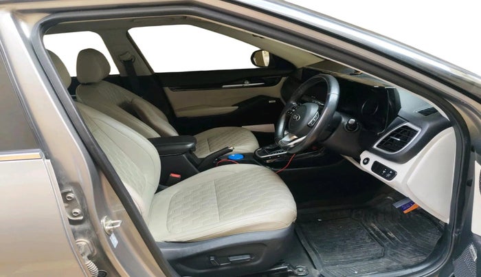 2019 KIA SELTOS HTX PLUS AT1.5 DIESEL, Diesel, Automatic, 1,28,263 km, interior