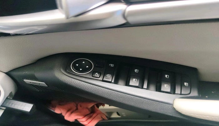 2019 KIA SELTOS HTX PLUS AT1.5 DIESEL, Diesel, Automatic, 1,28,263 km, interior