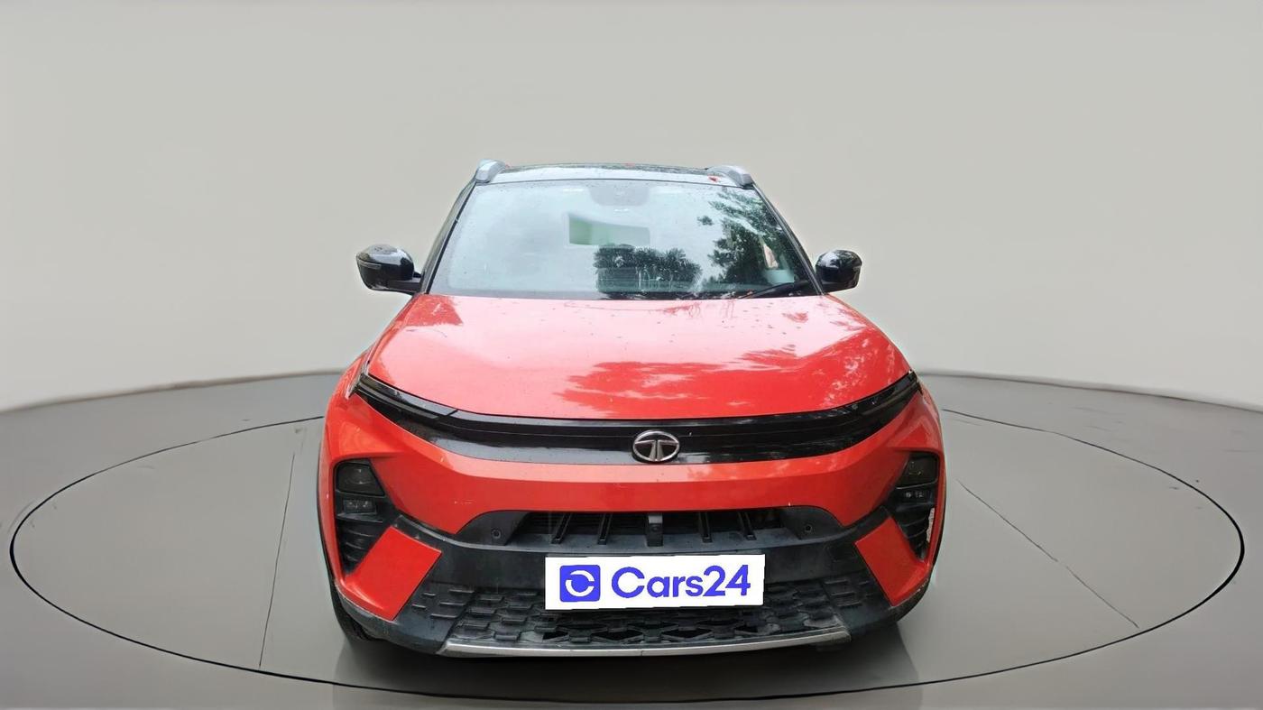 2023 Tata NEXON FEARLESS + SUNROOF DUAL TONE 1.5 DIESEL, Diesel, Manual, 29,063 km, exterior