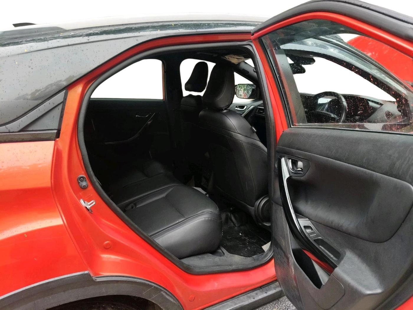2023 Tata NEXON FEARLESS + SUNROOF DUAL TONE 1.5 DIESEL, Diesel, Manual, 29,063 km, interior