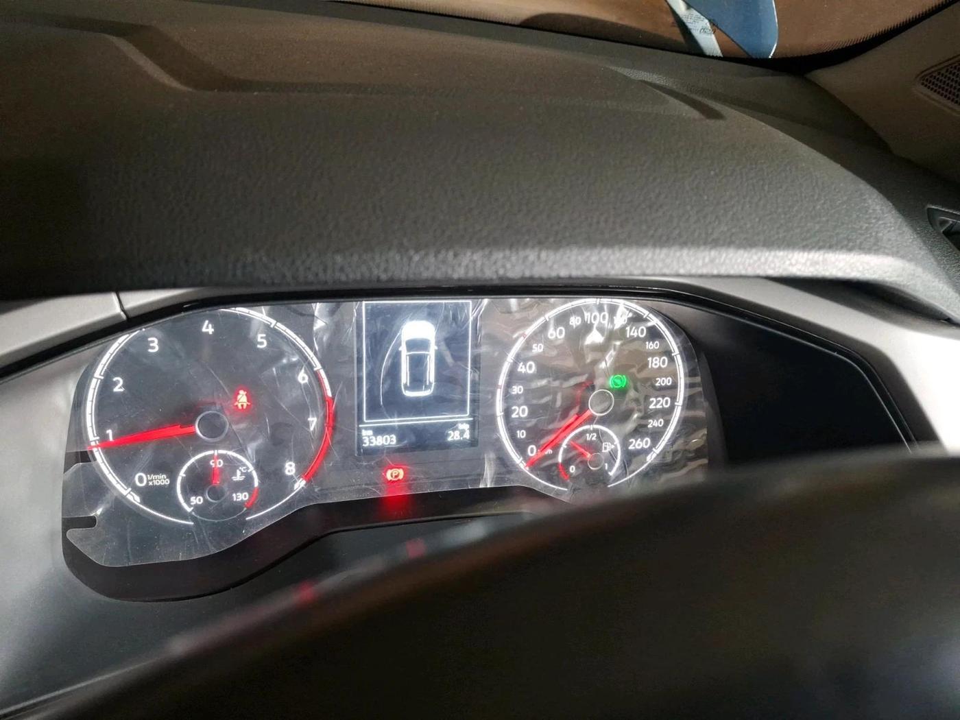 2023 Volkswagen TAIGUN HIGHLINE 1.0 TSI AT, Petrol, Automatic, 33,803 km, interior