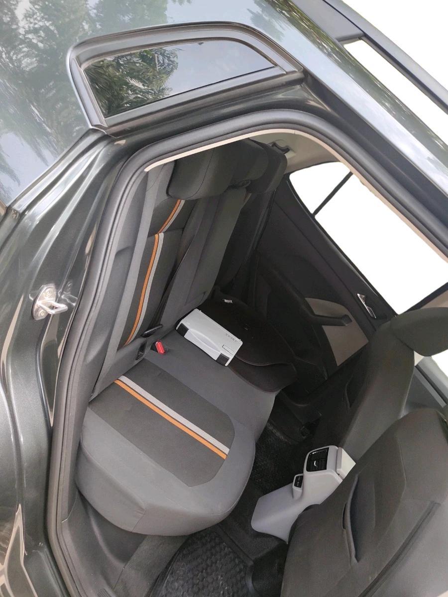 2024 Skoda KUSHAQ AMBITION 1.0L TSI MT, Petrol, Manual, 20,218 km, interior