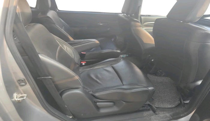 2021 Maruti XL6 ALPHA AT, Petrol, Automatic, 1,14,061 km, interior