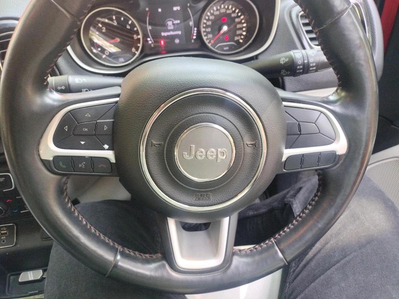 2017 Jeep Compass LIMITED (O) 2.0 DIESEL, Diesel, Manual, 1,86,579 km, interior