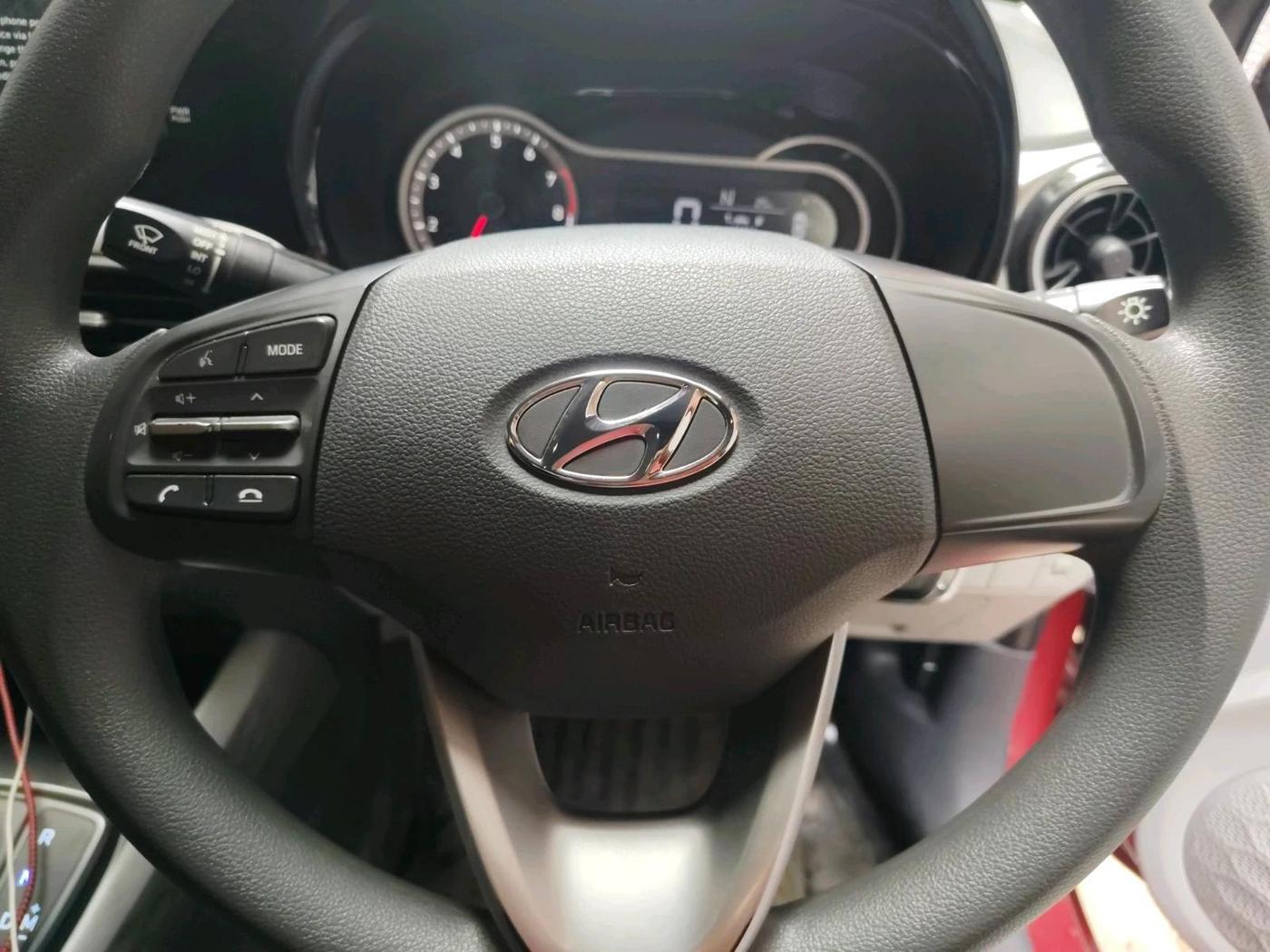 2020 Hyundai GRAND I10 NIOS SPORTZ AMT 1.2 KAPPA VTVT, Petrol, Automatic, 21,872 km, interior