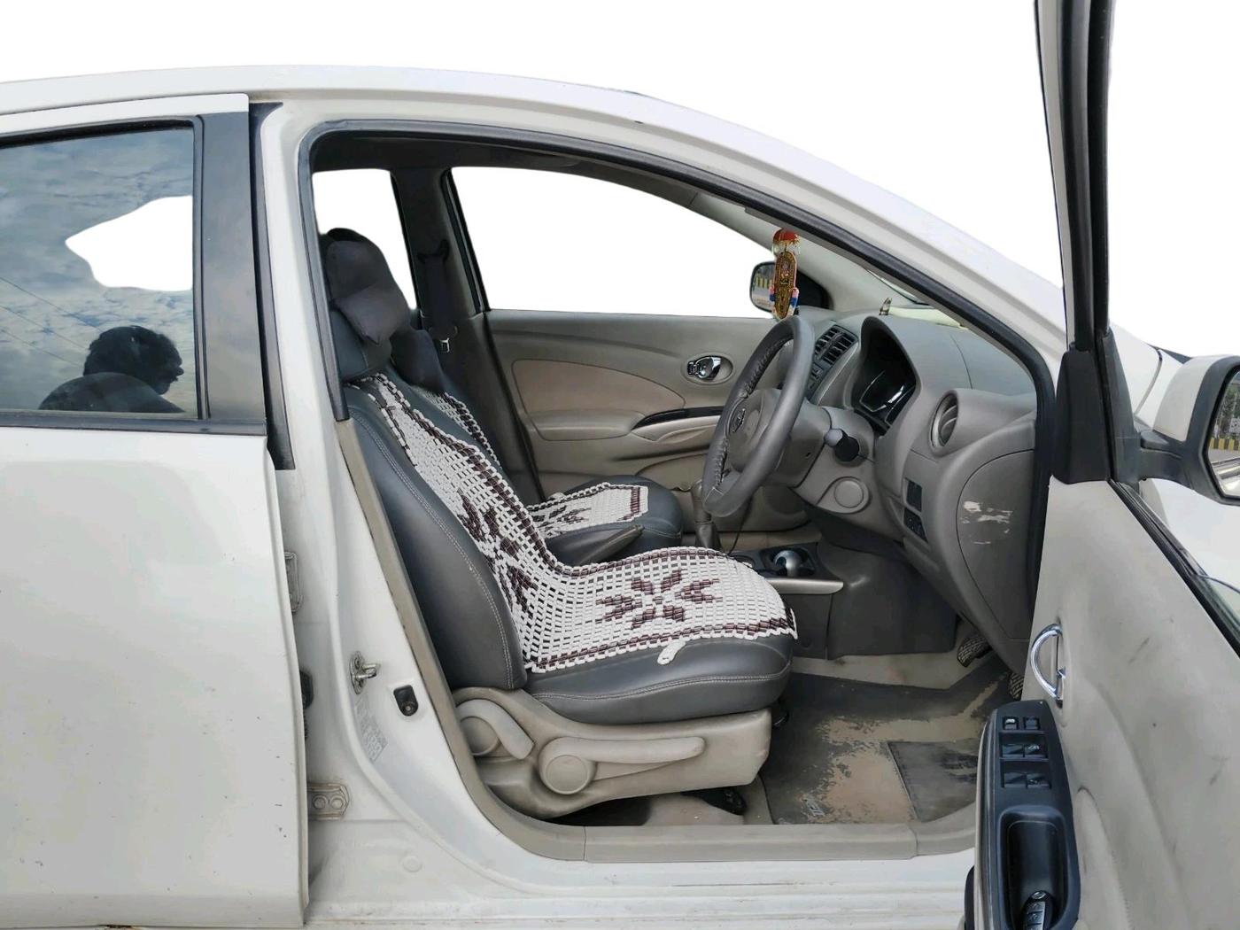 2012 Nissan Sunny XV DIESEL, Diesel, Manual, 95,032 km, interior