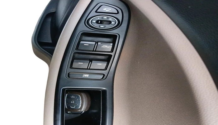 2018 Hyundai Elite i20 ASTA 1.2 (O), Petrol, Manual, 49,936 km, interior