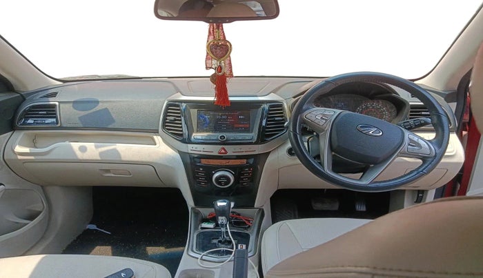 2021 Mahindra XUV300 W8 (O) 1.5 DIESEL, Diesel, Manual, 24,762 km, interior