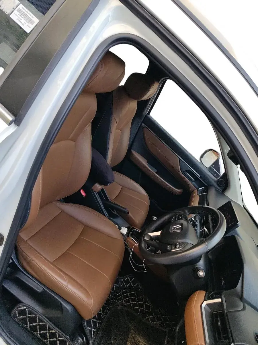 2023 Honda ELEVATE ZX MT, Petrol, Manual, 29,495 km, interior