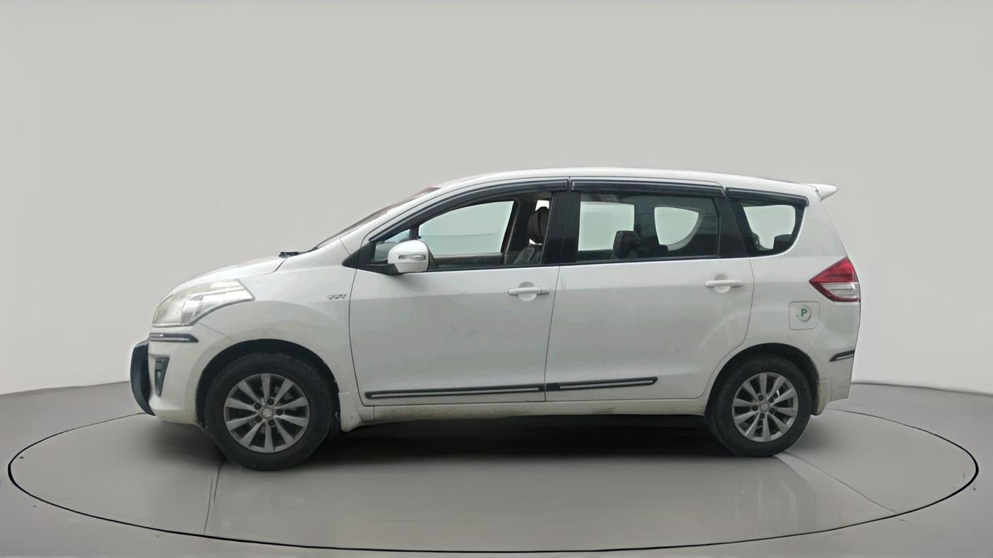 2013 Maruti Ertiga ZXI, Petrol, Manual, 84,681 km, exterior