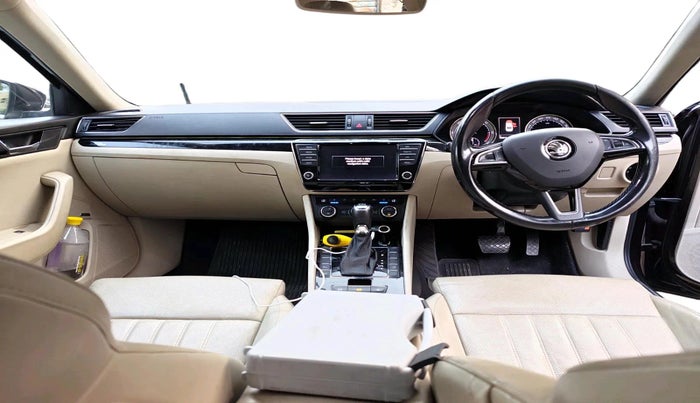 2017 Skoda Superb L&K 2.0 TDI AT, Diesel, Automatic, 1,08,915 km, interior