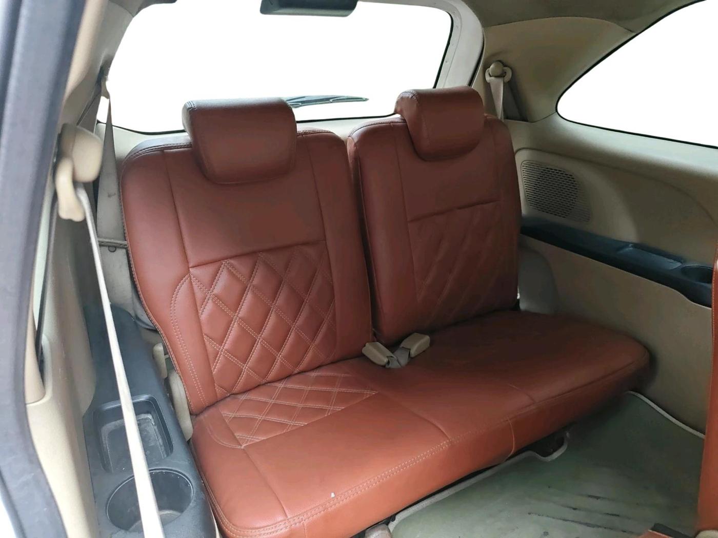 2014 Honda Mobilio 1.5L I-DTEC V, Diesel, Manual, 2,01,184 km, interior