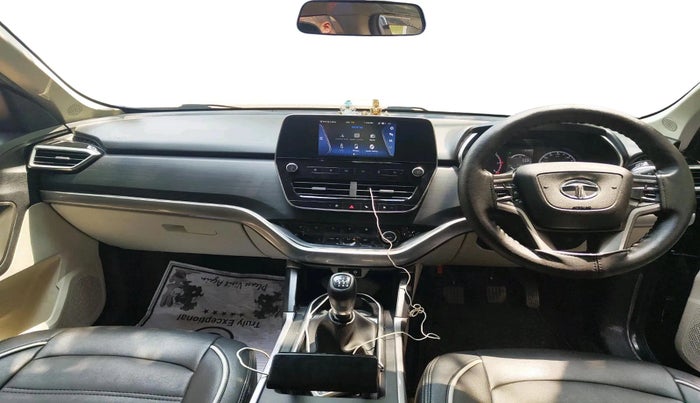 2022 Tata Safari XT, Diesel, Manual, 18,307 km, interior