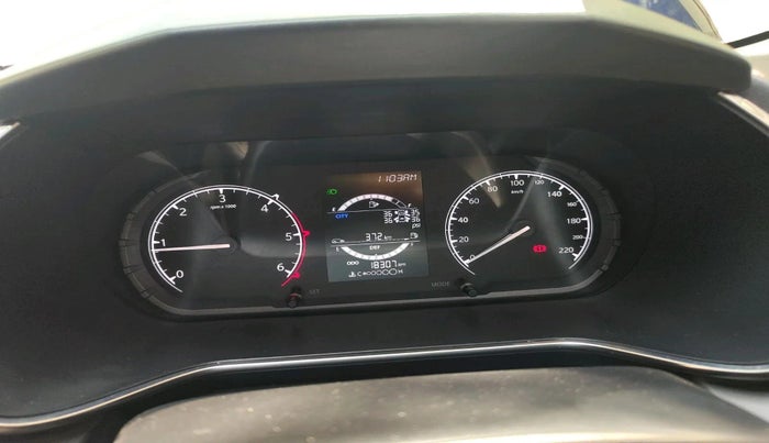 2022 Tata Safari XT, Diesel, Manual, 18,307 km, interior
