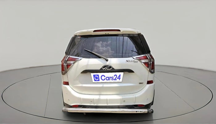 2020 Mahindra XUV500 W9, Diesel, Manual, 77,714 km, exterior