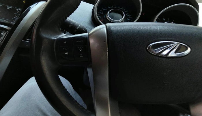 2020 Mahindra XUV500 W9, Diesel, Manual, 77,714 km, interior