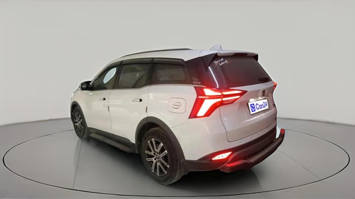 2022 Mahindra XUV700 AX 7 LUXURY D AT 7 STR, Diesel, Automatic, 48,992 km, exterior