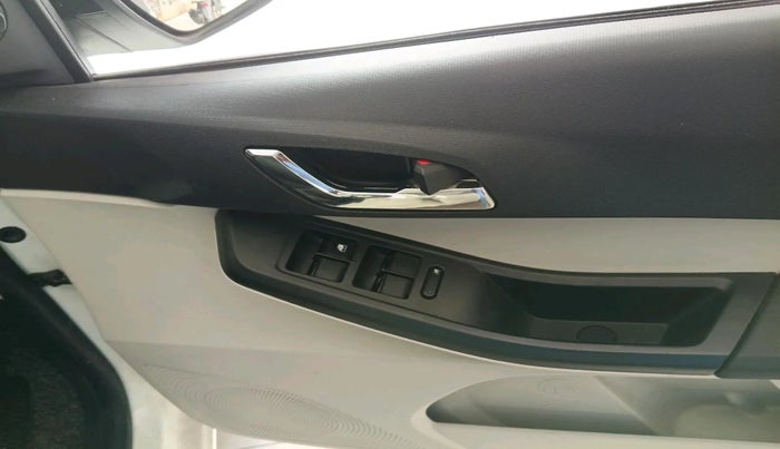 2022 Tata Tiago XZA PLUS PETROL, Petrol, Automatic, 15,398 km, interior