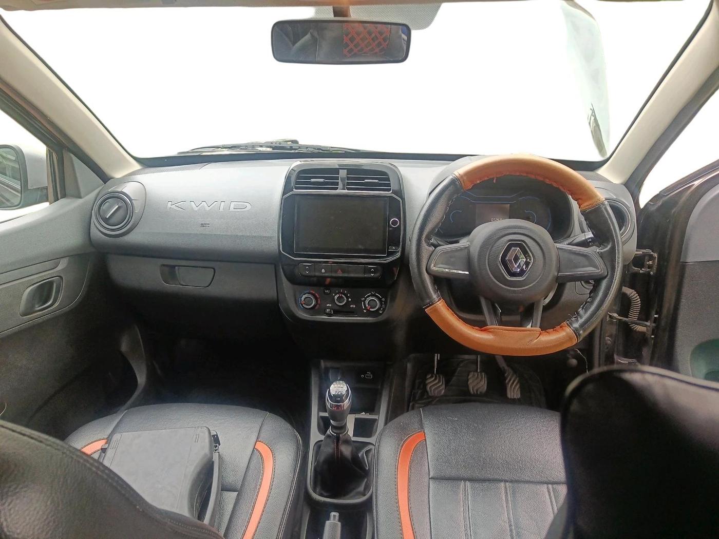 2021 Renault Kwid RXT 1.0 (O), Petrol, Manual, 65,268 km, interior