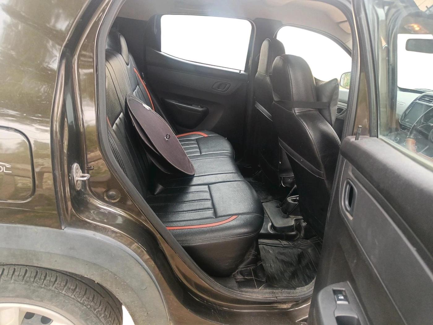 2021 Renault Kwid RXT 1.0 (O), Petrol, Manual, 65,268 km, interior