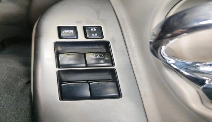 2014 Nissan Micra XV CVT, Petrol, Automatic, 72,119 km, interior