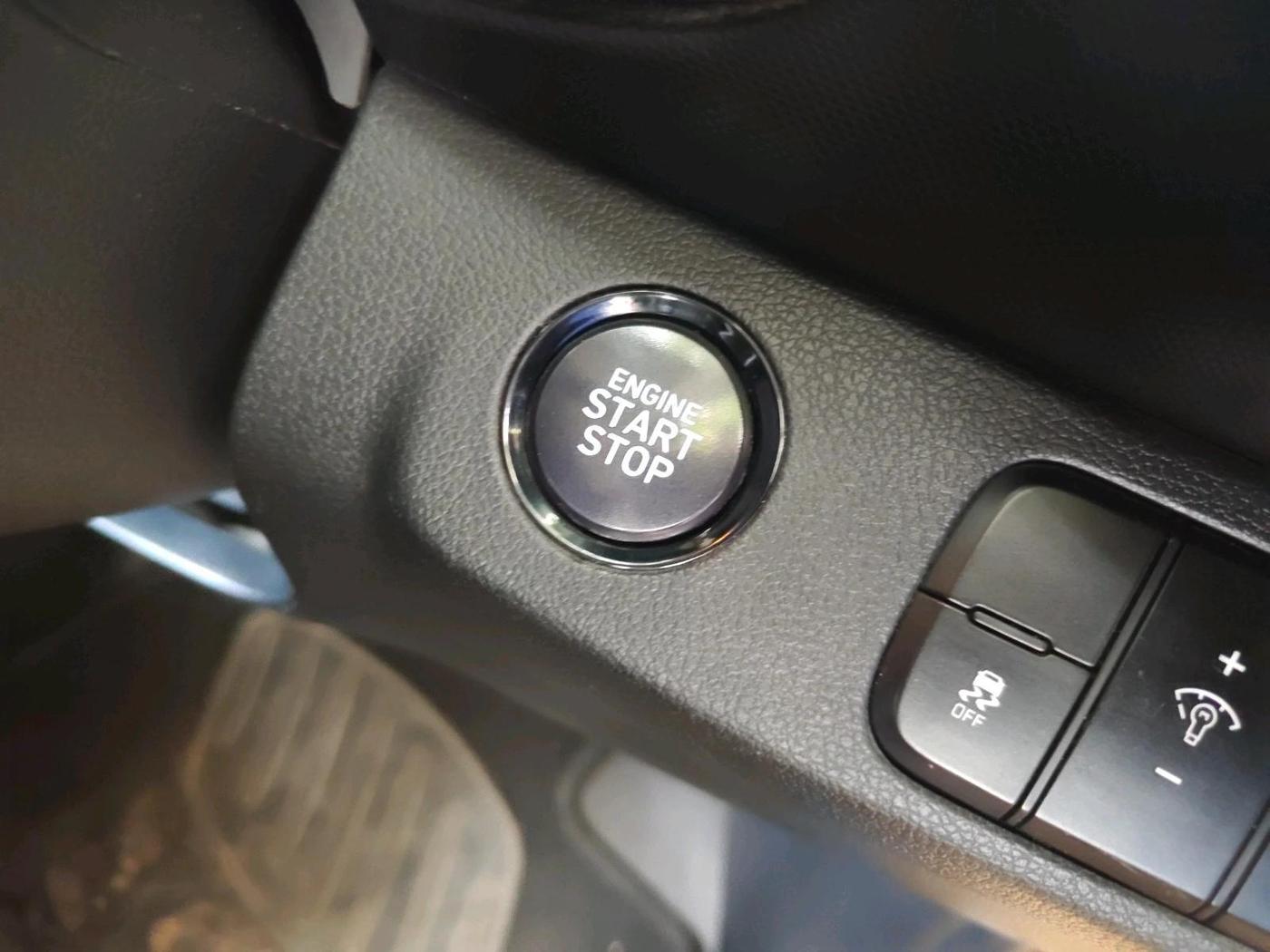 2019 Hyundai VENUE SX 1.4 CRDI, Diesel, Manual, 58,805 km, interior