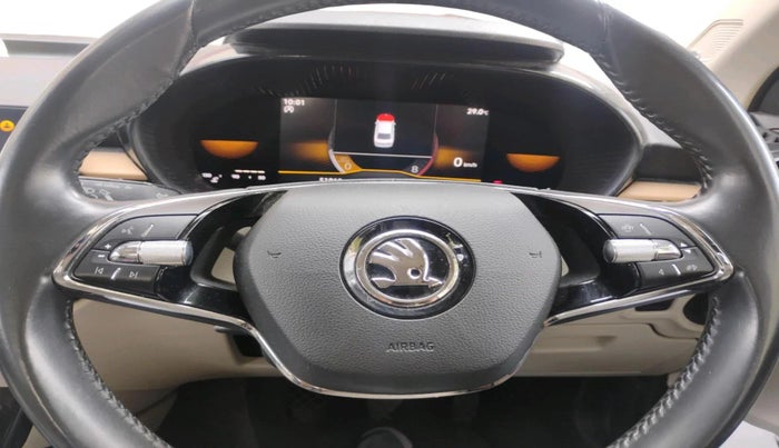 2022 Skoda SLAVIA STYLE 1.0L TSI MT, Petrol, Manual, 51,820 km, interior