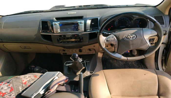 2013 Toyota Fortuner 3.0 4X2 MT, Diesel, Manual, 1,51,227 km, interior