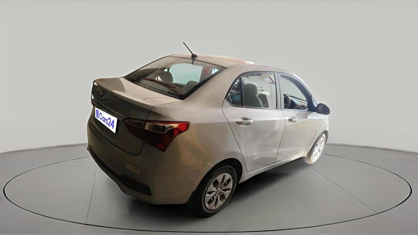 2017 Hyundai Xcent S 1.2, Petrol, Manual, 1,07,329 km, exterior