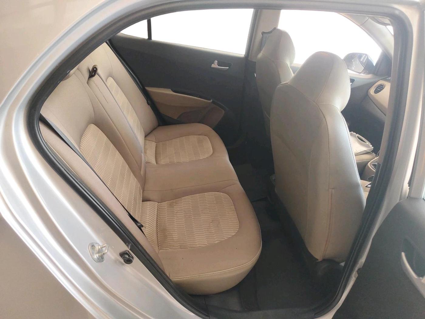 2017 Hyundai Xcent S 1.2, Petrol, Manual, 1,07,329 km, interior