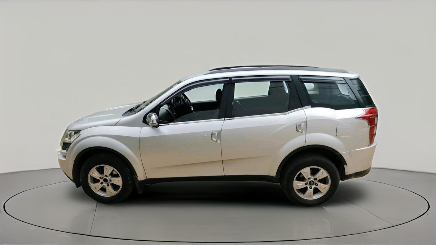 2012 Mahindra XUV500 W8, Diesel, Manual, 1,48,457 km, exterior