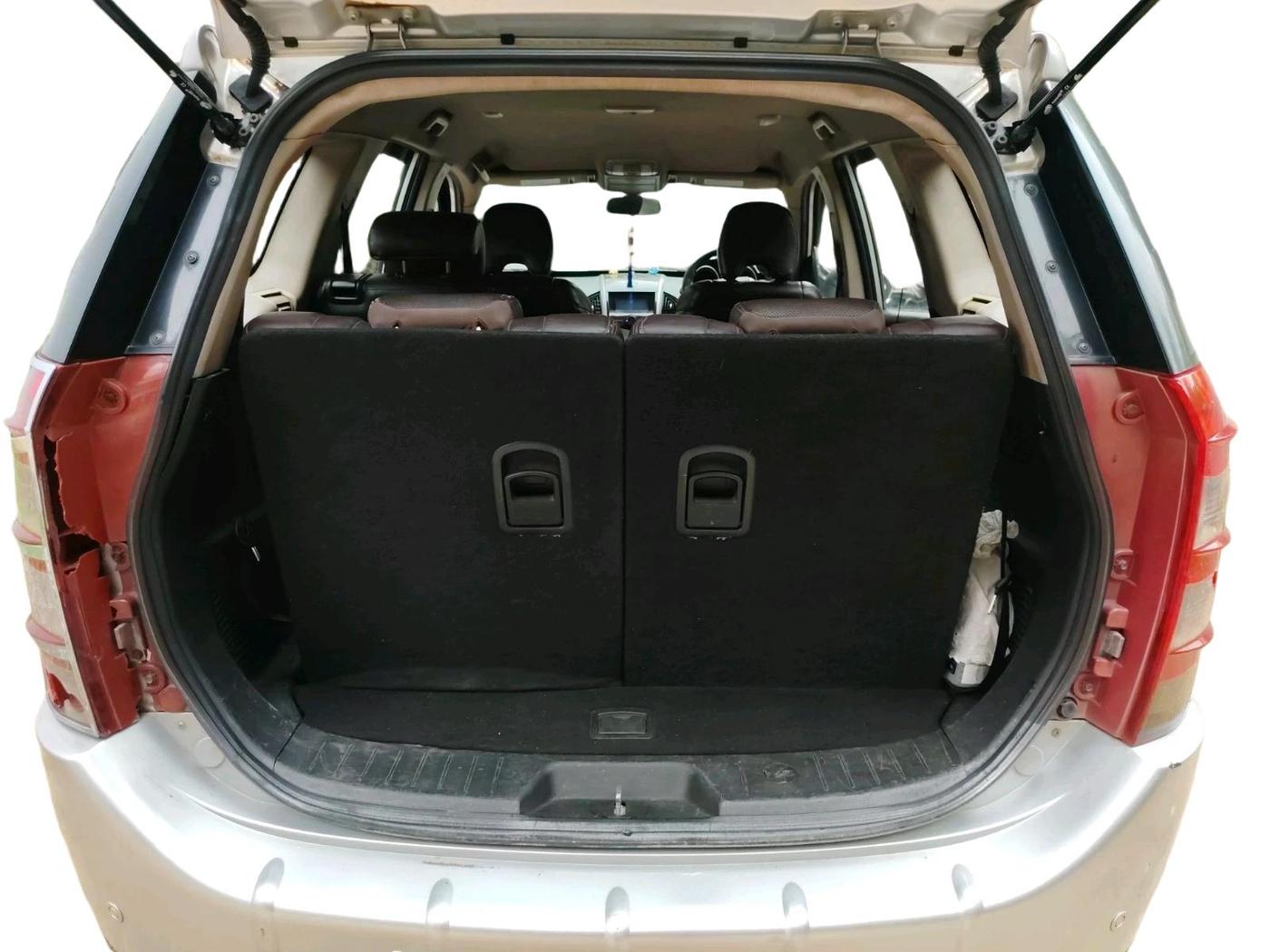 2012 Mahindra XUV500 W8, Diesel, Manual, 1,48,457 km, exterior