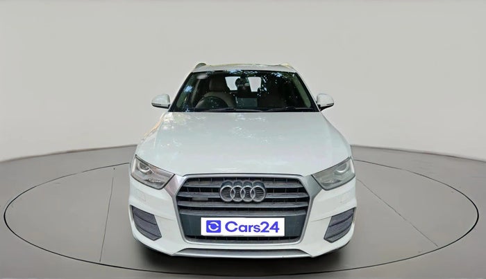 2015 Audi Q3 35 TDI Quattro, Diesel, Automatic, 28,863 km, exterior