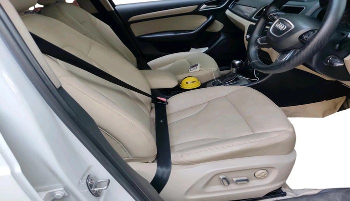 2015 Audi Q3 35 TDI Quattro, Diesel, Automatic, 28,863 km, interior