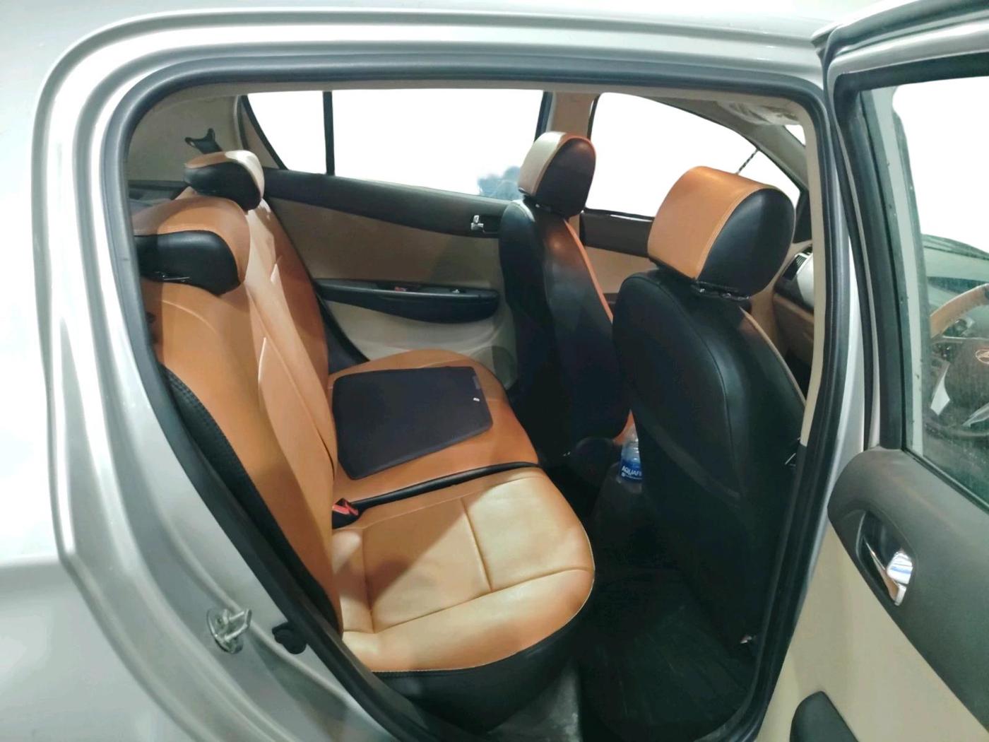 2012 Hyundai i20 SPORTZ 1.2, Petrol, Manual, 90,268 km, interior