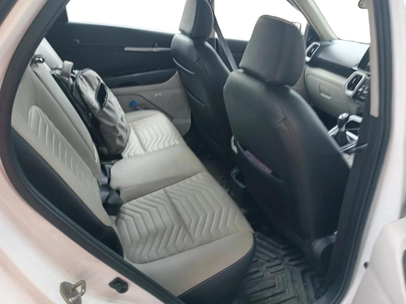 2021 KIA SONET HTX PLUS 1.0 IMT, Petrol, Manual, 83,185 km, interior