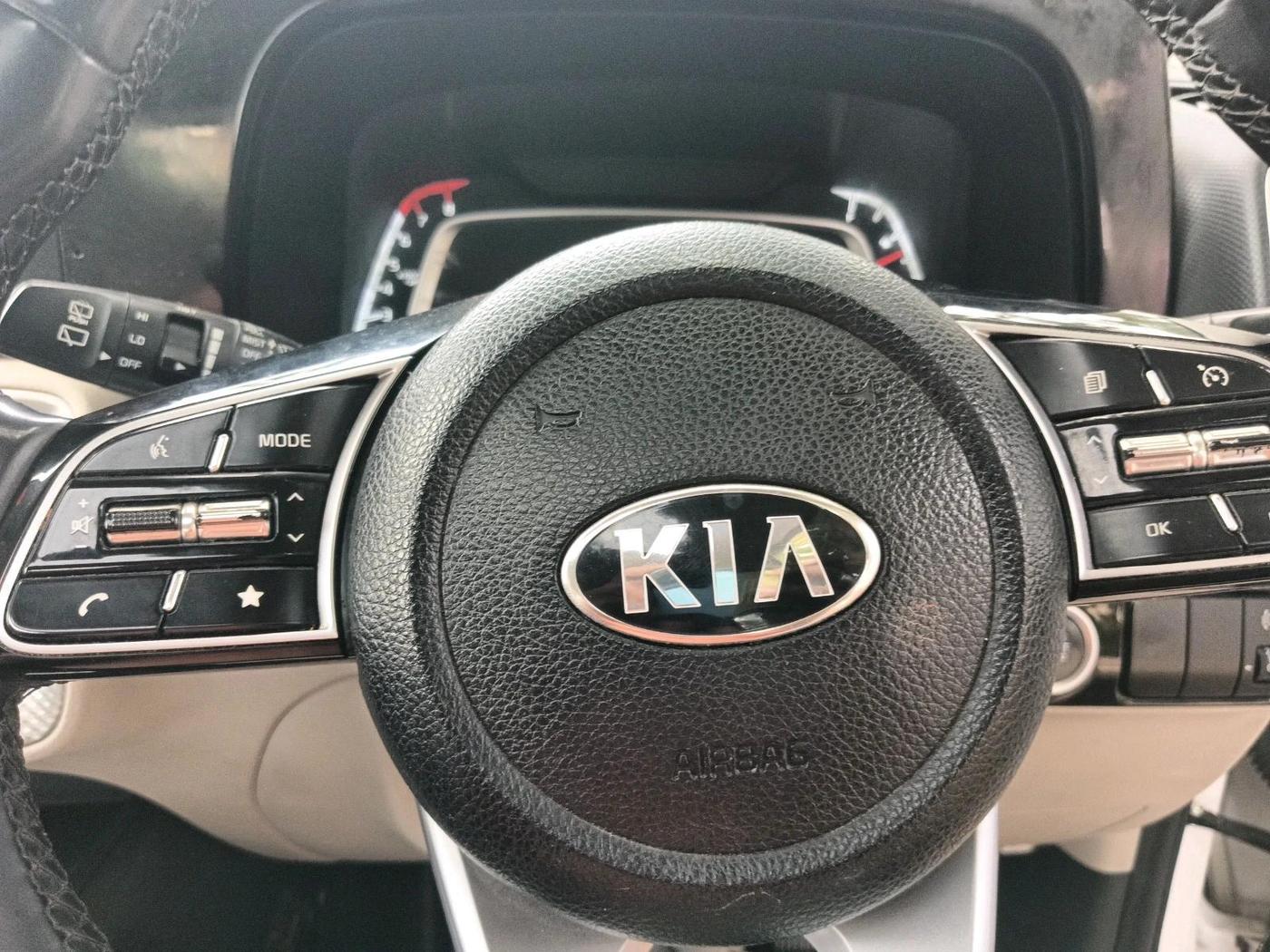 2021 KIA SONET HTX PLUS 1.0 IMT, Petrol, Manual, 83,185 km, interior