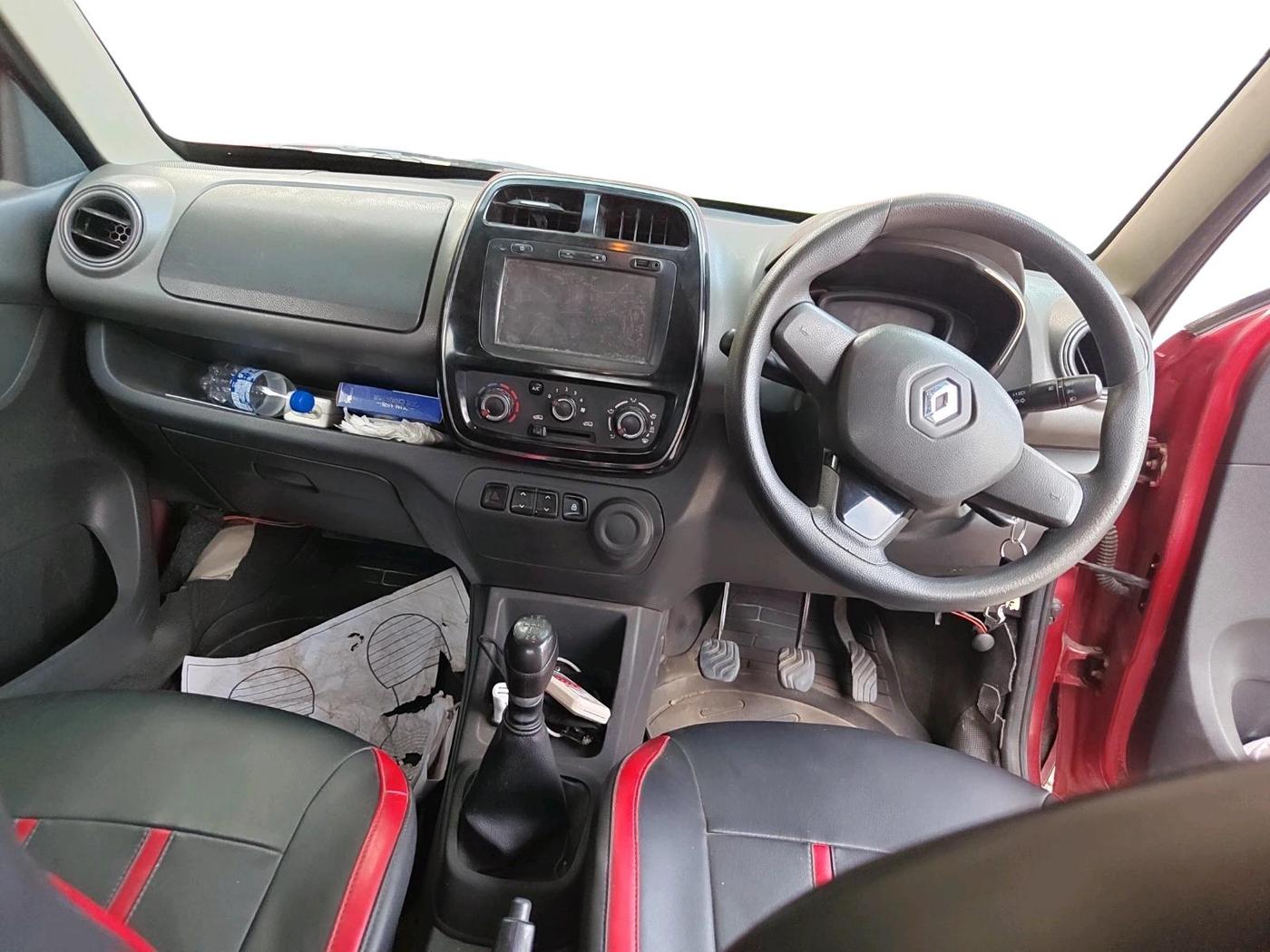 2016 Renault Kwid RXT 0.8, Petrol, Manual, 38,663 km, interior