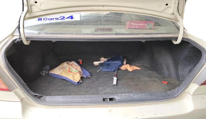 2006 Toyota Corolla H2 E 1.8, Petrol, Manual, 1,28,520 km, exterior