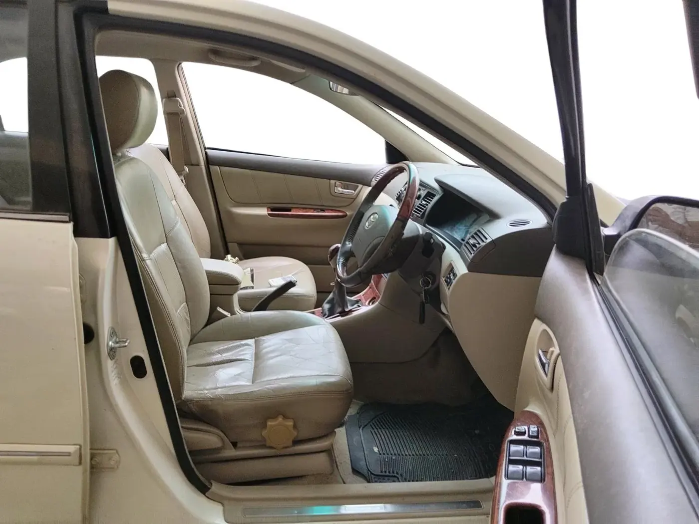 2006 Toyota Corolla H2 E 1.8, Petrol, Manual, 1,28,520 km, interior