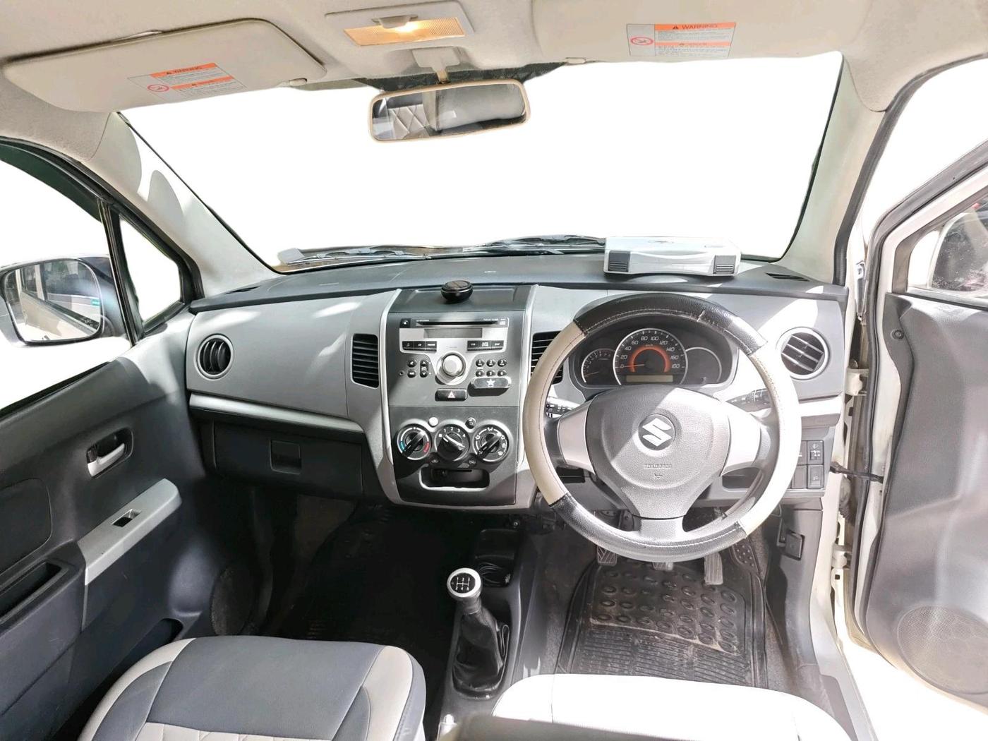 2011 Maruti Wagon R 1.0 VXI, Petrol, Manual, 1,29,774 km, interior